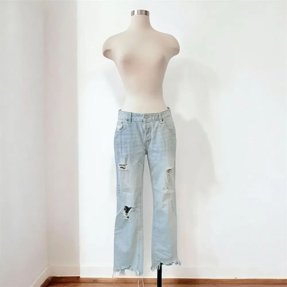 Abercrombie and Fitch Ames Low Rise Slim Boyfriend Distressed Stripe 27/4